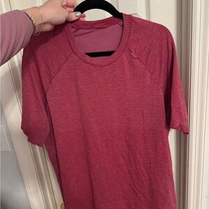 lululemon athletica Short Sleeve Tee
